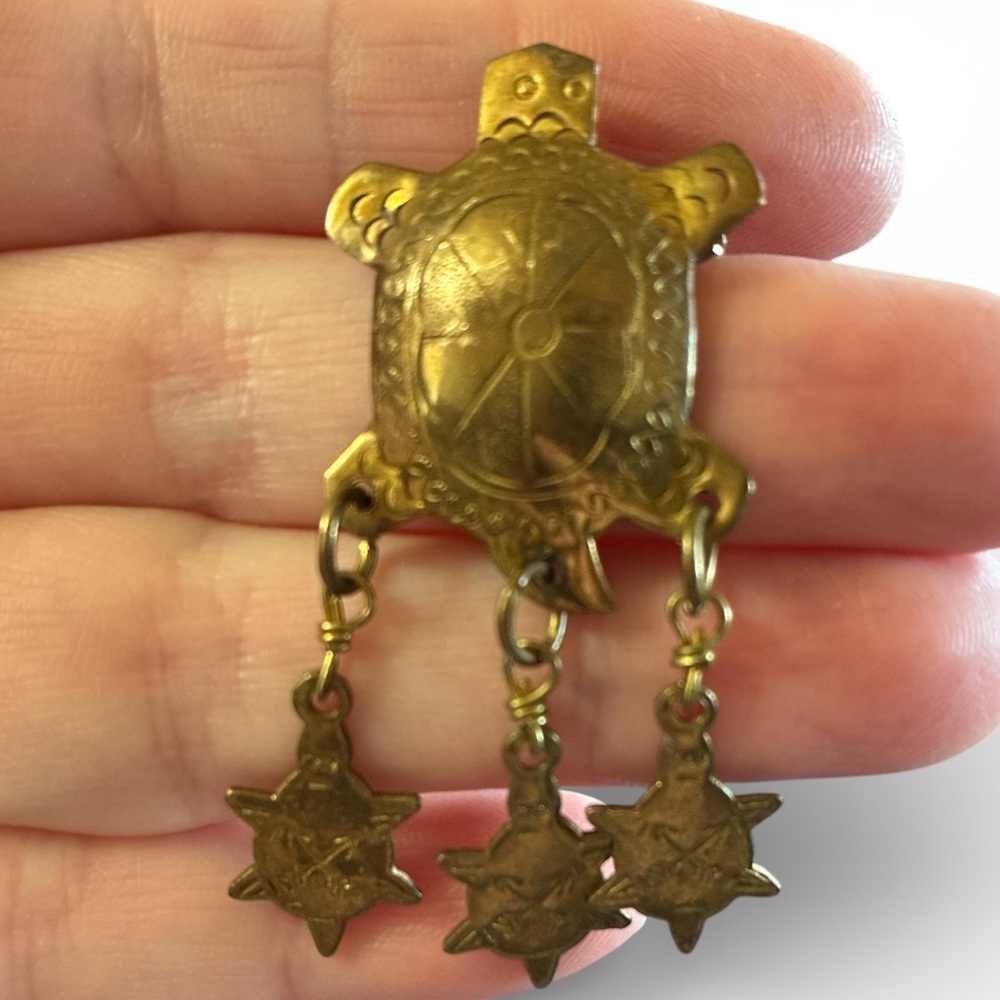 ✨ 3/$15 ✨ Brass Turtle Brooch